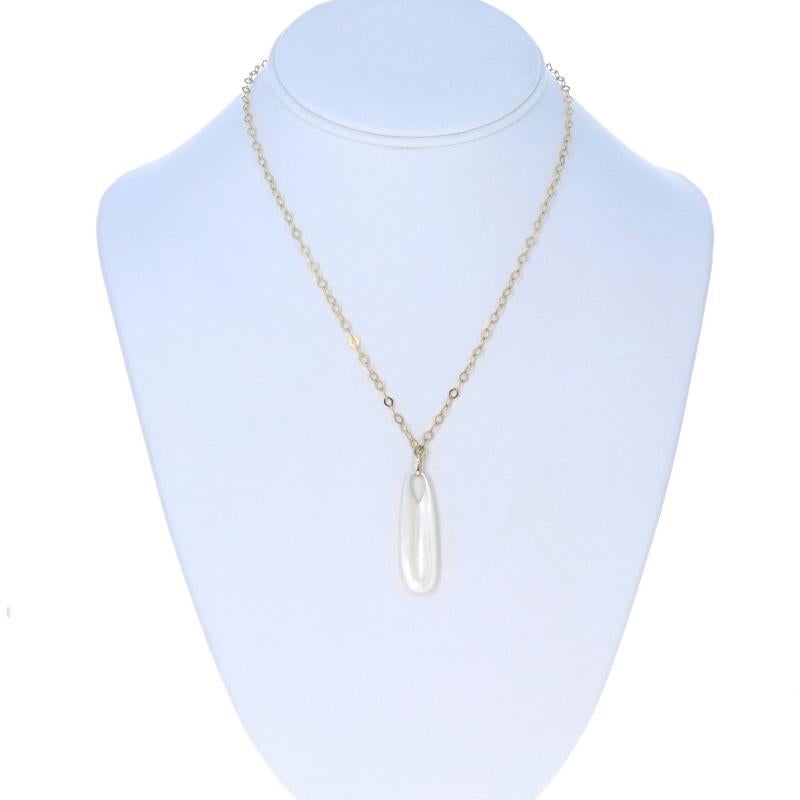 Bead Yellow Gold Mother of Pearl Solitaire Pendant Necklace 16 3/4