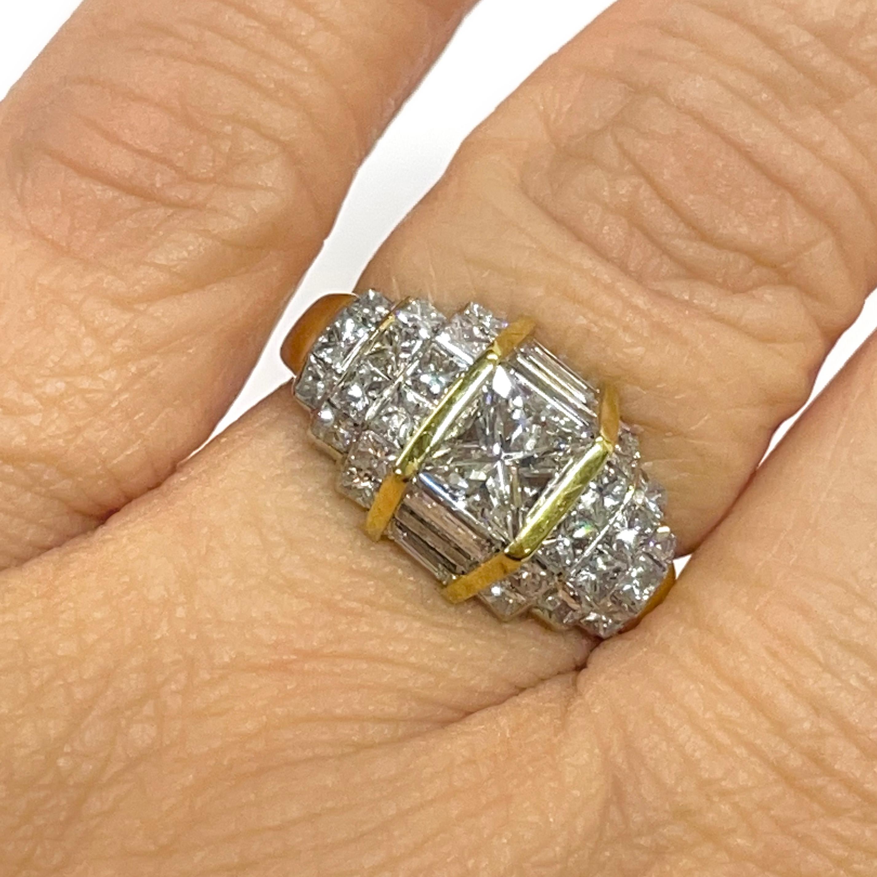 Bague en or jaune à diamants multiples Unisexe en vente