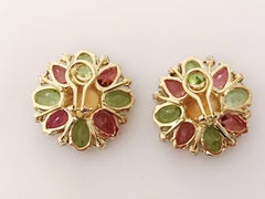 Orecchino con fiore in oro giallo A. Stone