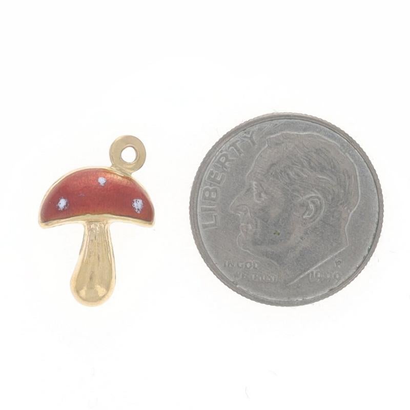 Breloque champignon en or jaune 18k Fungi Pour femmes en vente