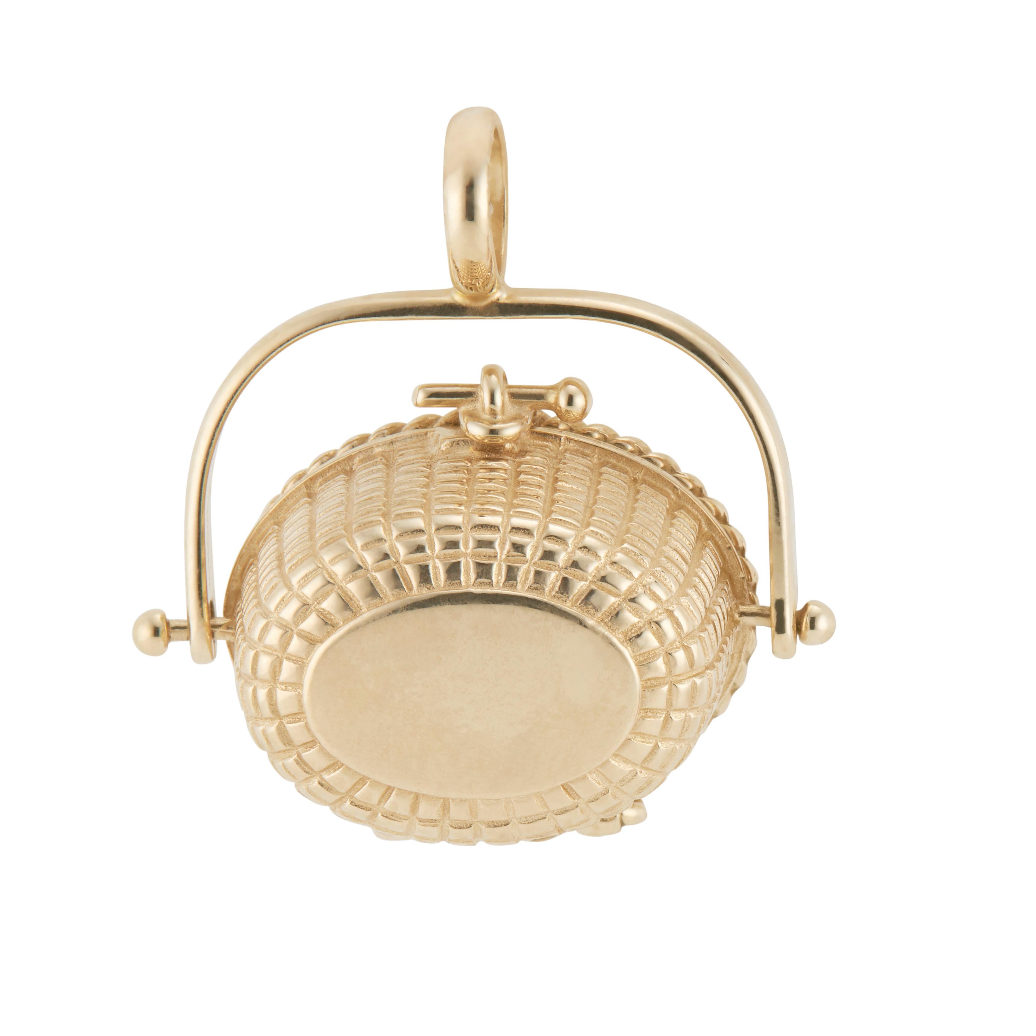 nantucket basket necklace