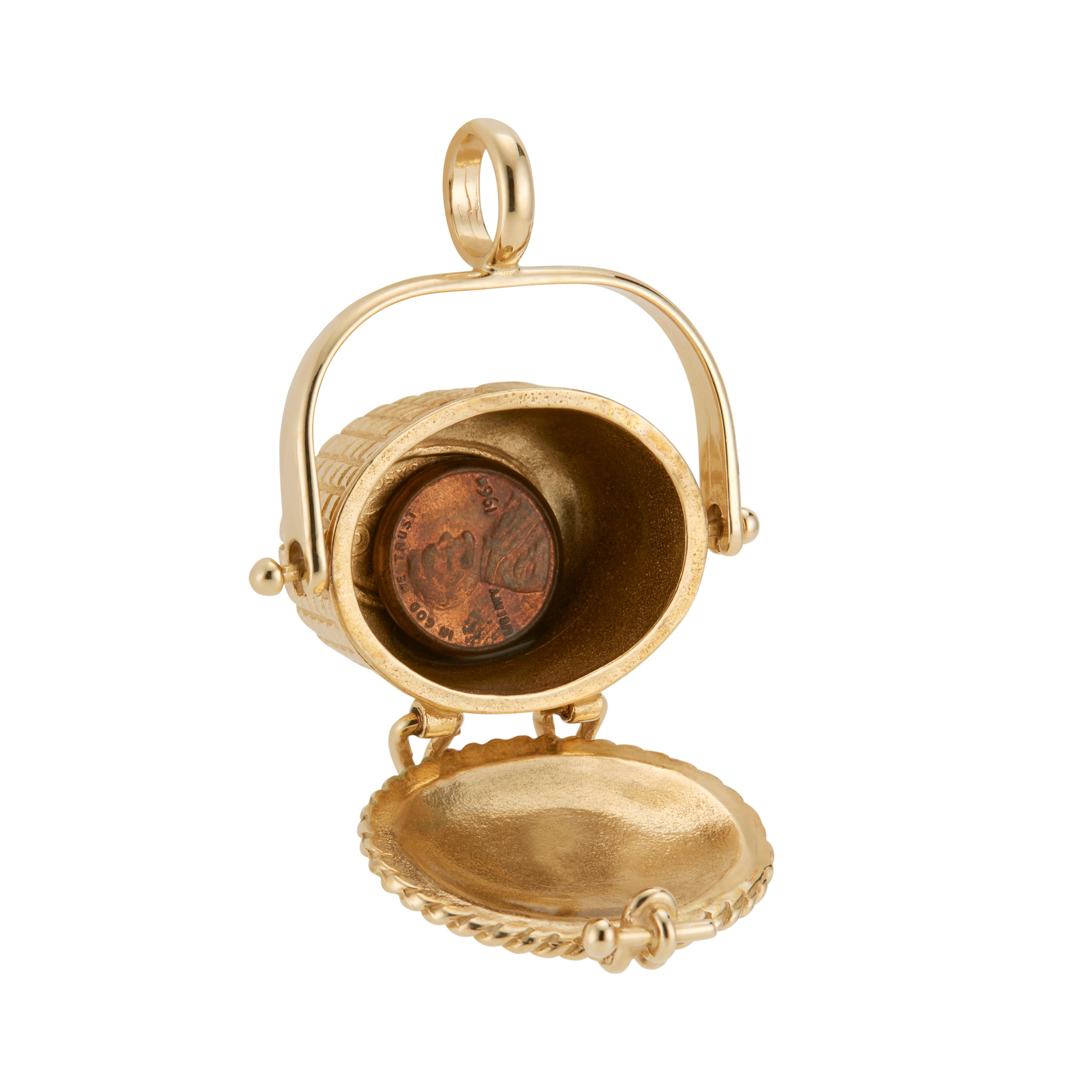 nantucket basket charm