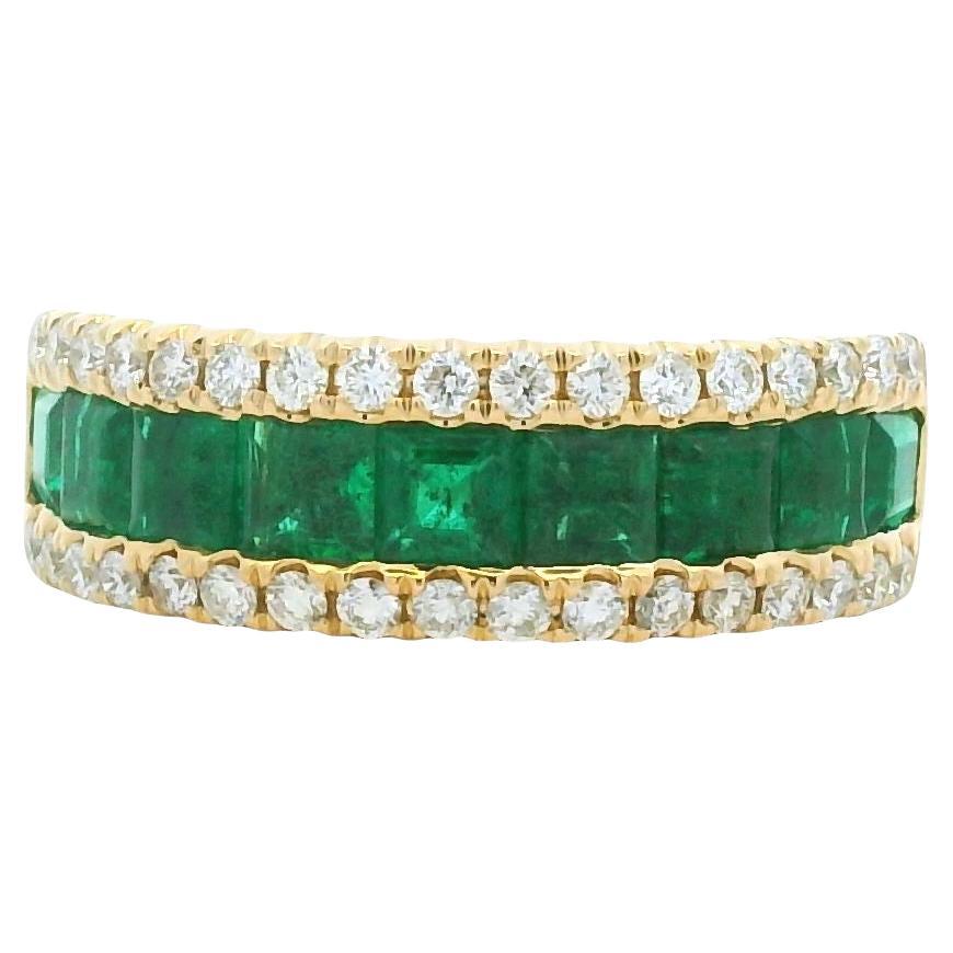 Gelbgold Natürlicher Smaragd & Diamant 14-Karat 3-Reihen Ring Vorrätig