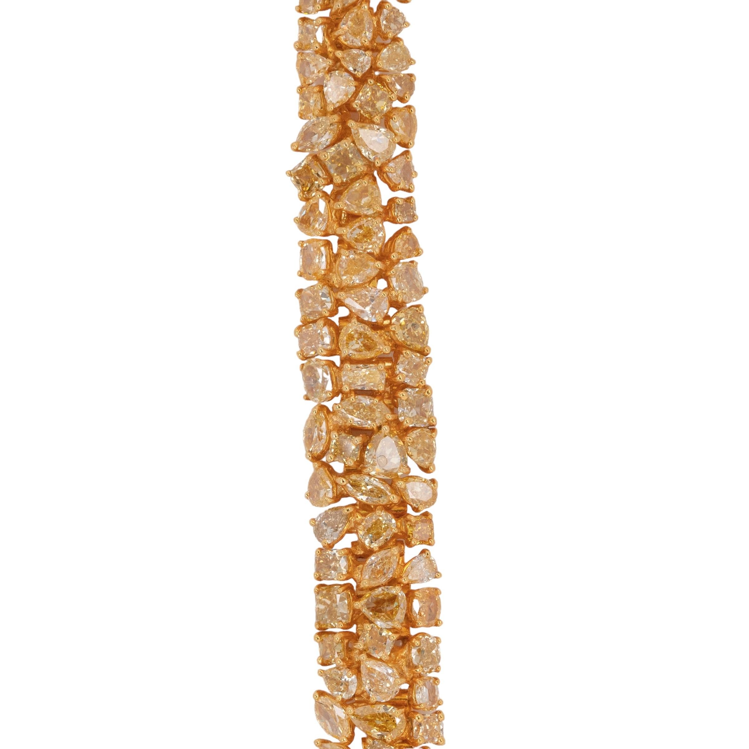 Gelbgold Natürliches Diamantarmband mit gemischtem Schliff in drei Reihen (Gemischter Schliff)