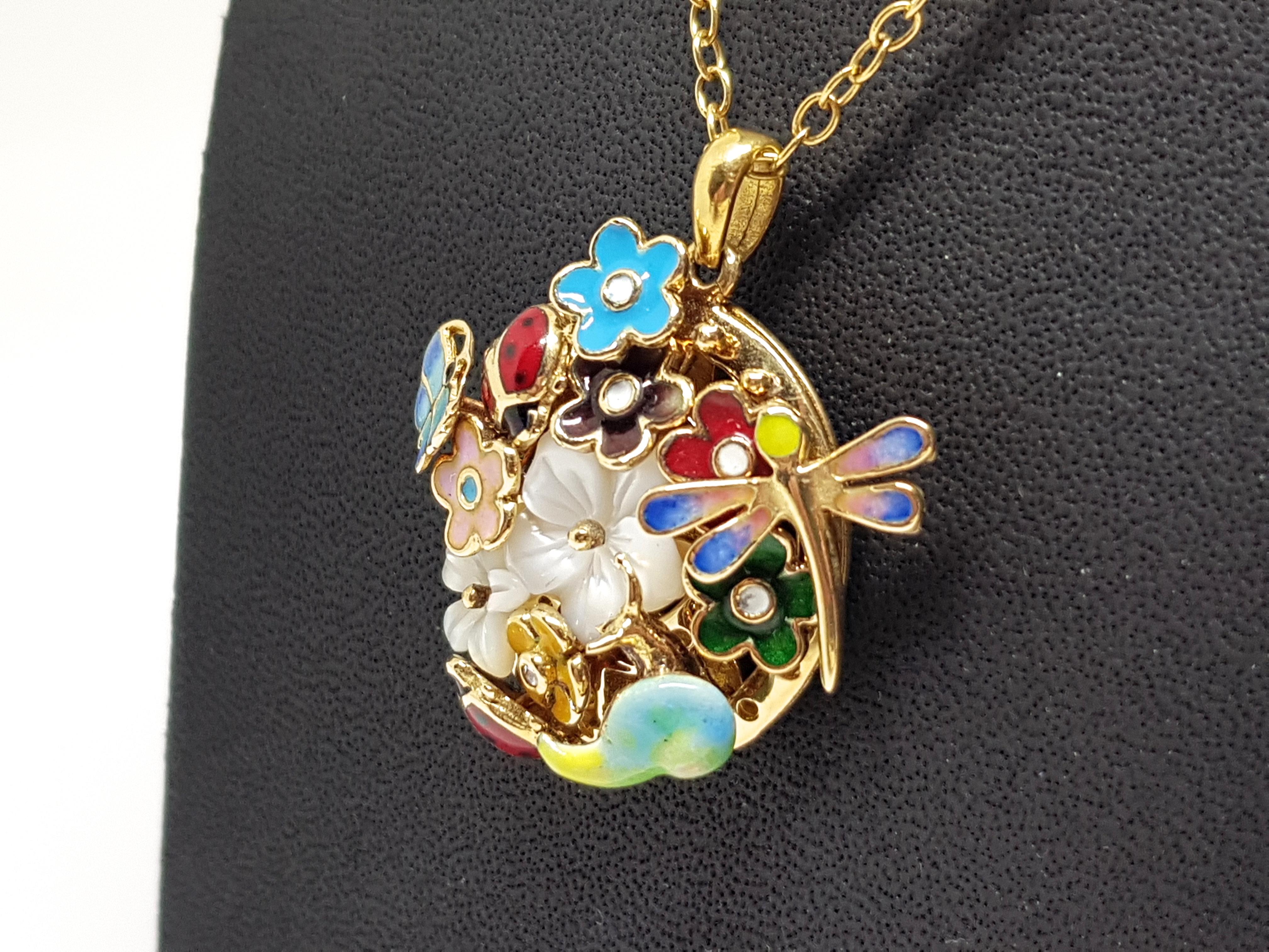 Women's Yellow Gold Necklace Mother of Pearl Diamond Multi-Color Enamel Pendant For Sale