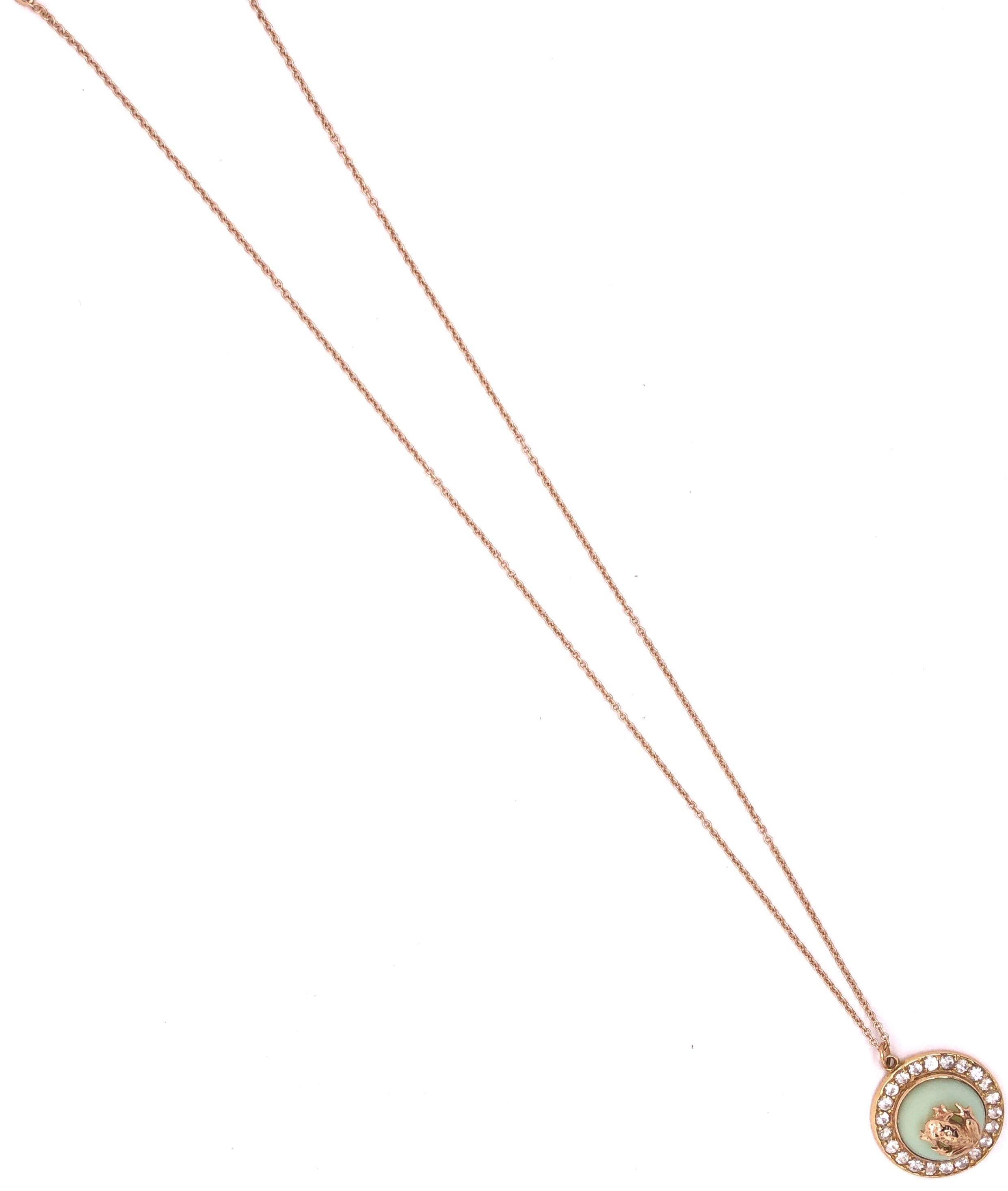 Gold Necklace Diamond Encrusted Pendant, Center Stone with Gold Frog. 18KT Gold. In Good Condition For Sale In Manhasset, NY