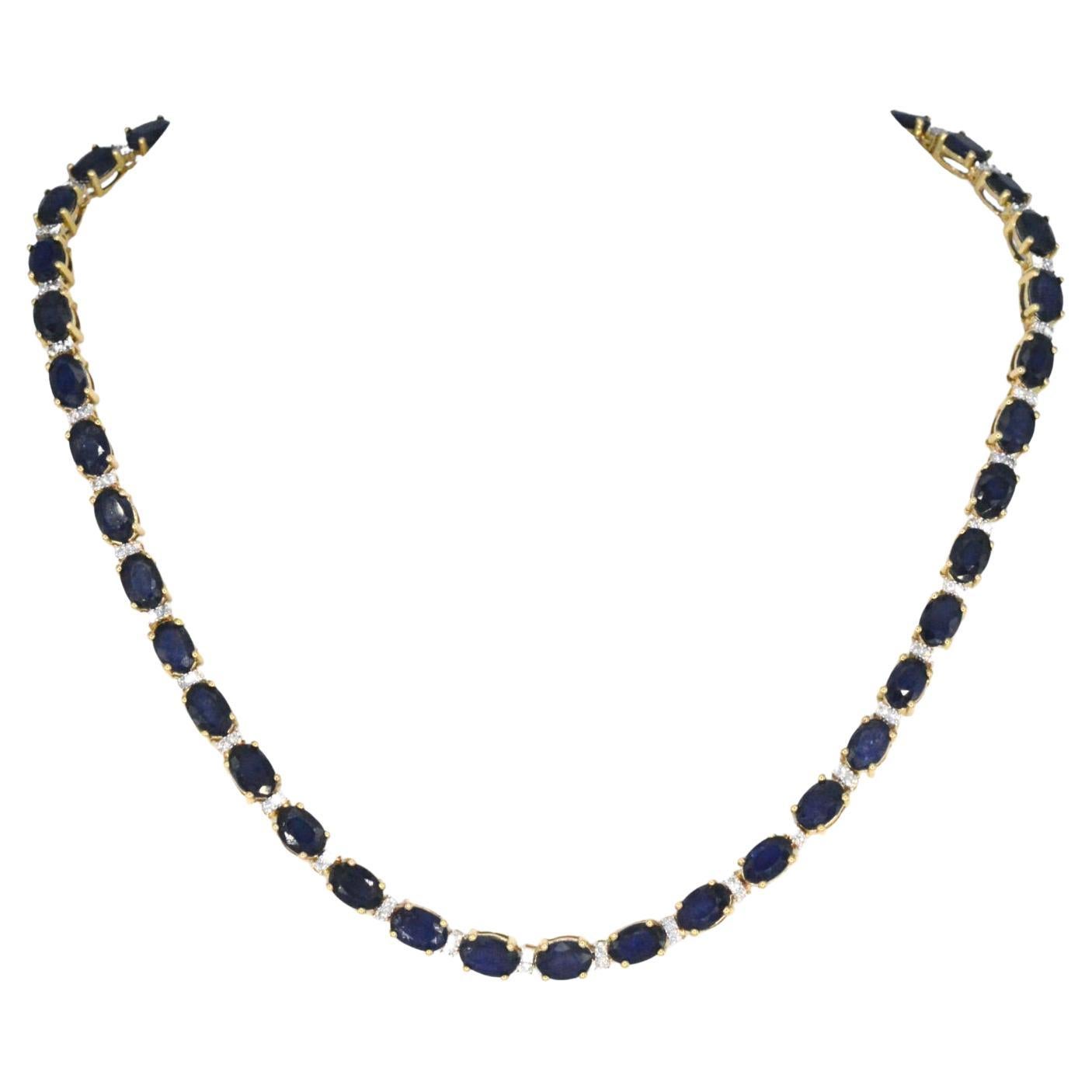 Yellow Gold Necklace with Diamonds and Sapphire