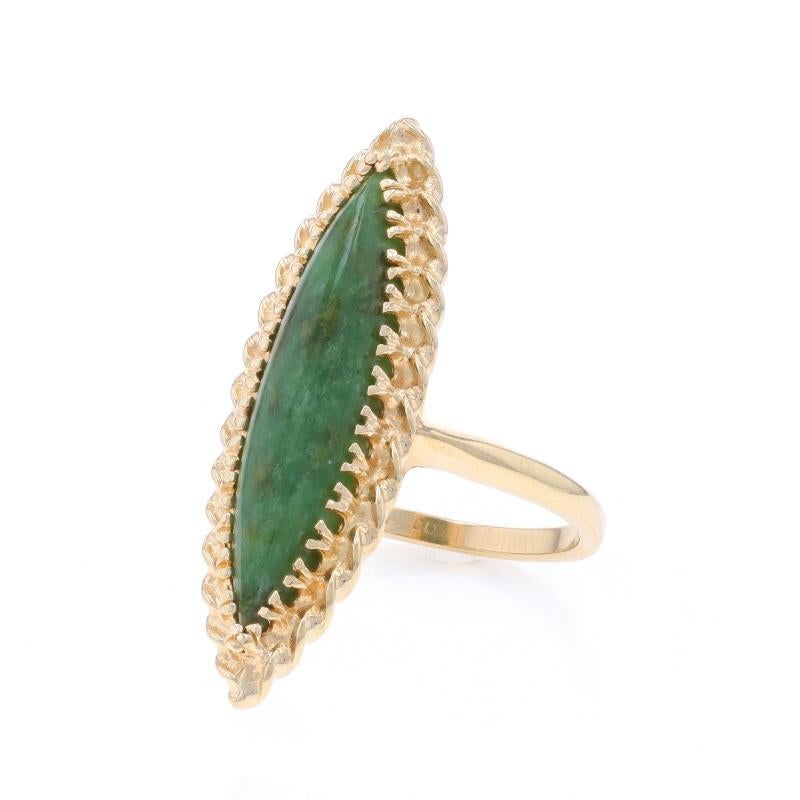 Anillo Solitario Cóctel de Jade Nefrita en Oro Amarillo - 10k Marquesa Cabujón Cuerda en Excelente estado para la venta en Greensboro, NC