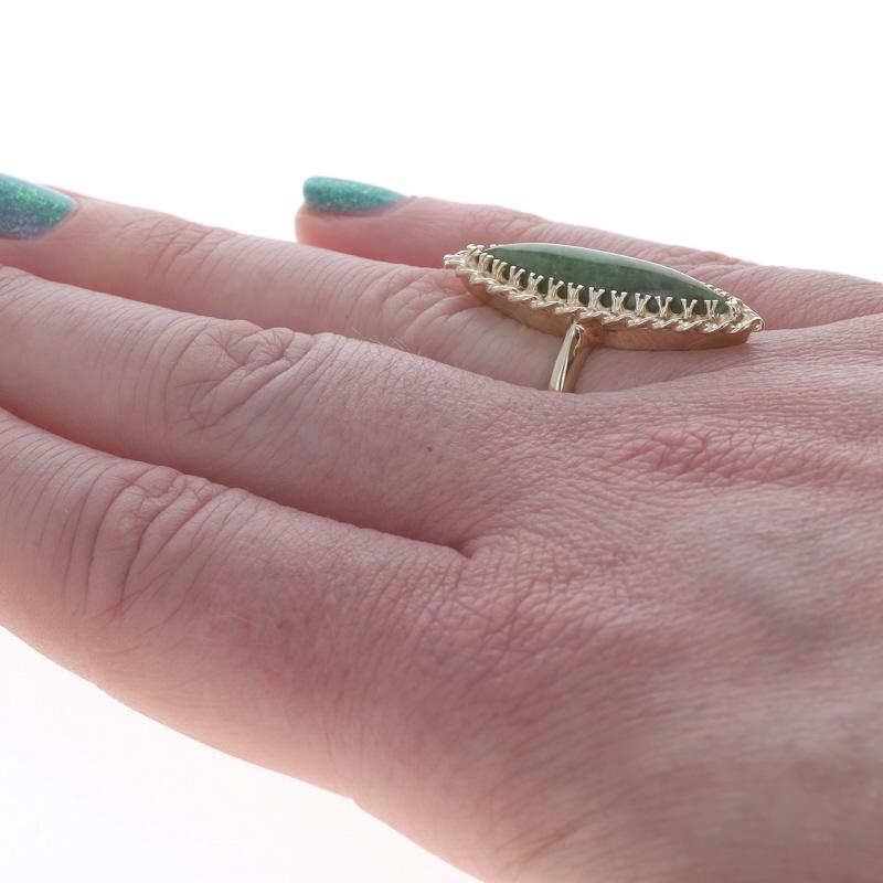 De las mujeres Anillo Solitario Cóctel de Jade Nefrita en Oro Amarillo - 10k Marquesa Cabujón Cuerda en venta