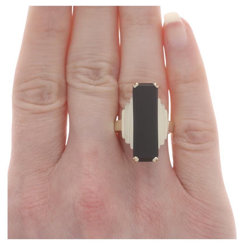 Bague cocktail solitaire en or jaune et onyx - 10 carats