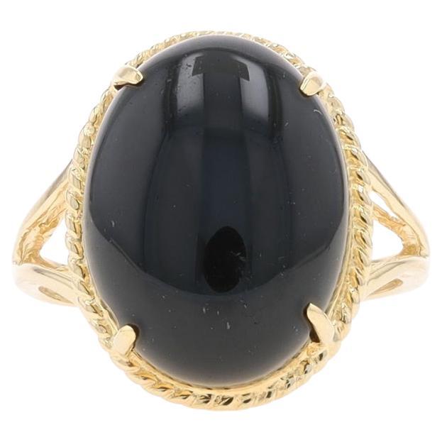 Yellow Gold Onyx Cocktail Solitaire Ring - 14k Oval Cabochon Rope Border For Sale