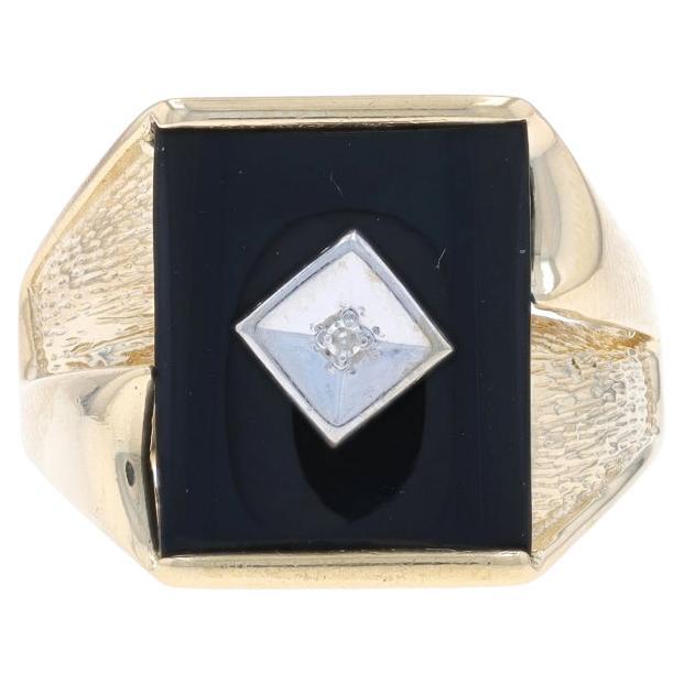 Anello da uomo in oro giallo con diamante e onice - 10k in vendita