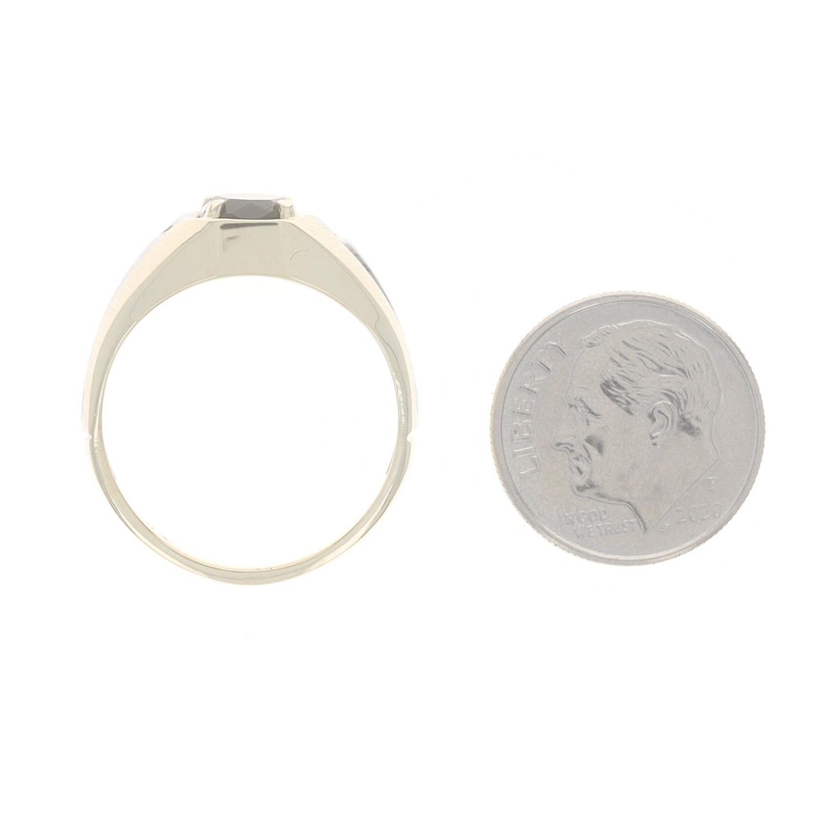 Herrenring aus Gelbgold mit Onyx und Diamant - 10k Oval, gebürstet 2