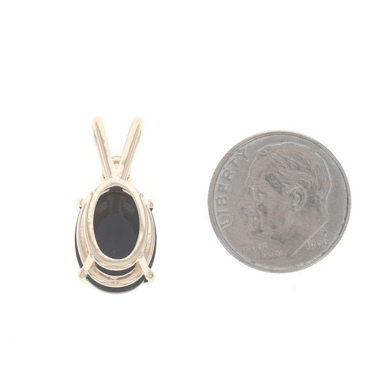 Yellow Gold Onyx Diamond Pendant - 14k Oval Cabochon .10ctw im Zustand „Hervorragend“ im Angebot in Greensboro, NC