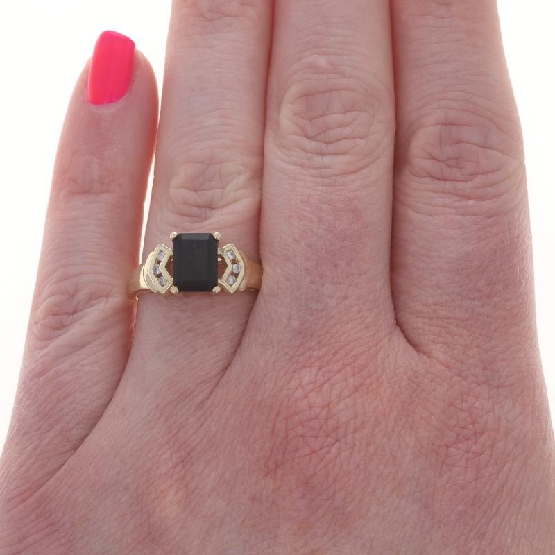 Taglio smeraldo Anello in oro giallo con diamante onice 10k Smeraldo 1,76ctw in vendita