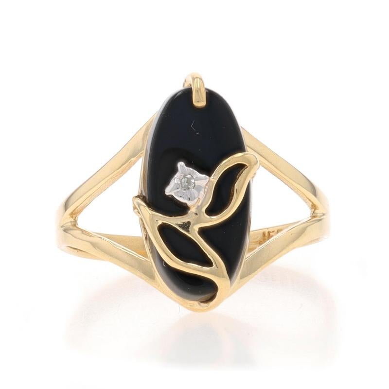 Size: 3 1/2
Sizing Fee: Up 2 1/2 sizes for $25 or Down 1 1/2 sizes for $25

Metal Content: 10k Yellow Gold & 10k White Gold

Stone Information

Natural Onyx
Color: Black

Natural Diamond
Cut: Single
Stone Note: (one small accent)

Style: Solitaire