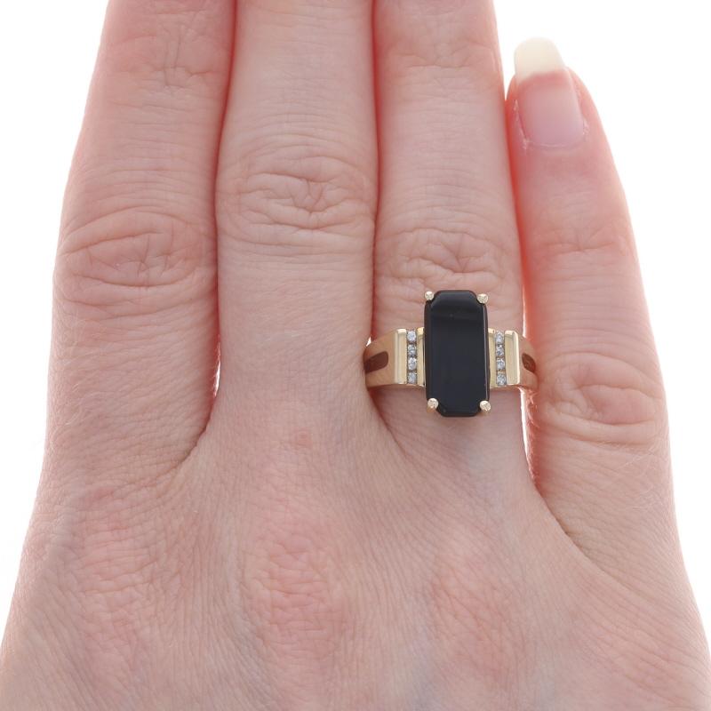 Taille ronde Bague en or jaune avec onyx et diamant - 14k en vente