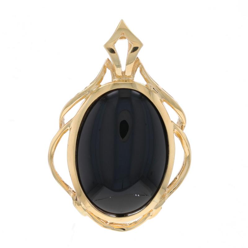Metal Content: 14k Yellow Gold

Stone Information

Natural Onyx
Cut: Oval Cabochon

Style: Framed Solitaire

Measurements

Tall (from stationary bail): 1 9/16