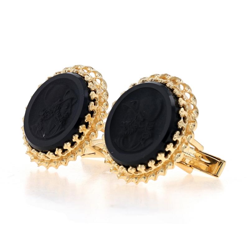 Metal Content: 14k Yellow Gold

Stone Information
Natural Onyx
Cut: Cameo
Color: Black
Diameter: 19.6mm

Style: Cufflinks
Theme: Classical Silhouette
Features: Rope Border Detailing

Measurements
Diameter: 1 1/32