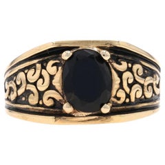 Yellow Gold Onyx Men's Ring - 10k Oval Solitaire