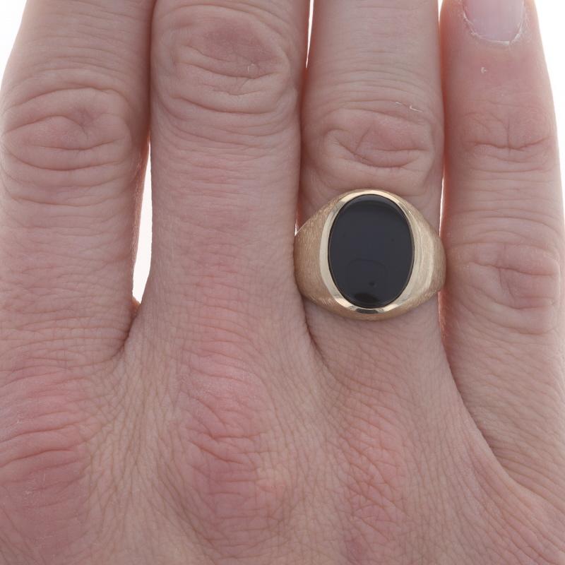 Oval Cut Yellow Gold Onyx Men's Ring - 10k Solitaire Brushed For Sale
