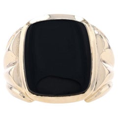 Yellow Gold Onyx Men's Ring - 10k Solitaire