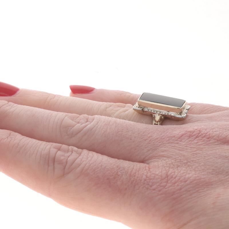 Bague Signet Vintage en Or Jaune Onyx 10k Milgrain Pour femmes en vente