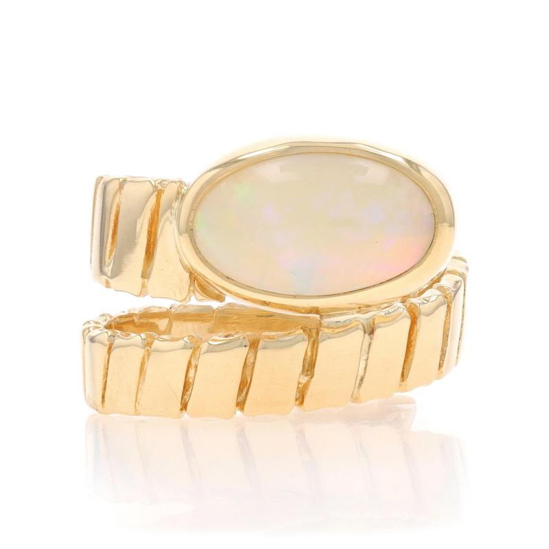 Größe: 6

Hinweis: Bitte kontaktieren Sie uns für ein Angebot zur Größenänderung.

Metallgehalt: 14k Gelbgold

Informationen zu Stein

Natürlicher Opal
Karat(e): 3.08ct
Schliff: Ovaler Cabochon
Herkunft: Australien

Karat gesamt: 3,08ct

Stil: