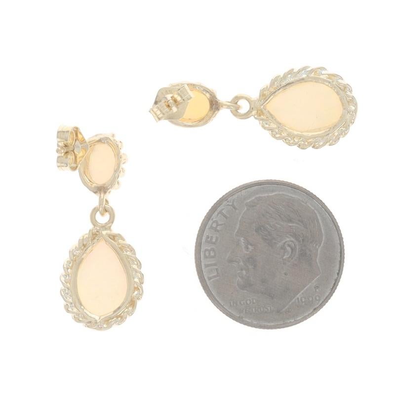 Boucles d'oreilles pendantes en or jaune 14k Cabochon poire et ovale 3.20ctw Pierced Excellent état - En vente à Greensboro, NC