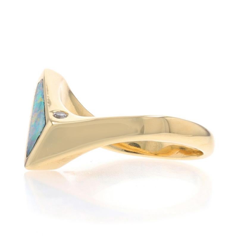 Bague bypass géométrique incrustée en or jaune avec opale et diamants, 14 carats Bon état - En vente à Greensboro, NC