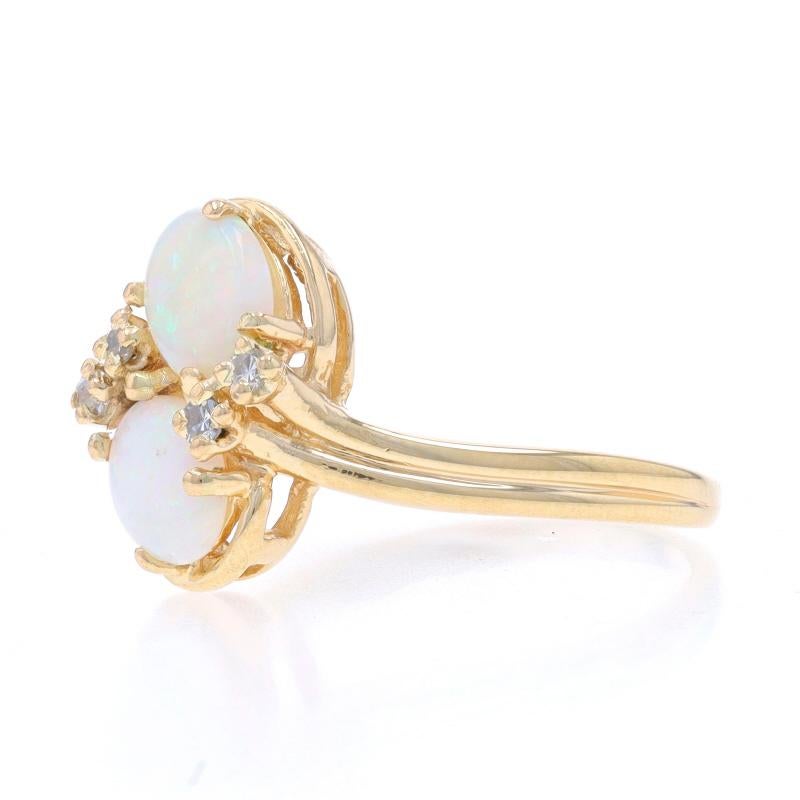 Bague bypass en or jaune opale diamant - 14k Cabochon ovale .74ctw Two-Stone Bon état - En vente à Greensboro, NC