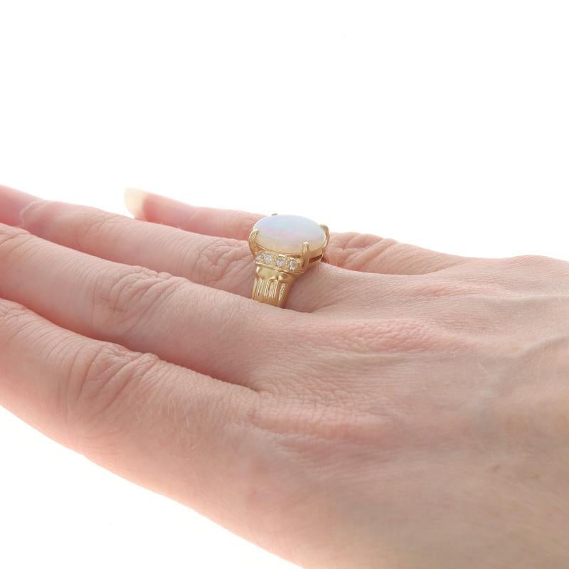 Women's Yellow Gold Opal Diamond Ring - 18k Oval Cabochon 2.20ctw For Sale