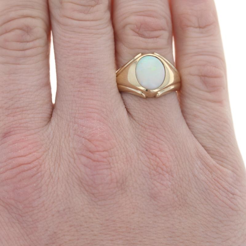 Oval Cut Yellow Gold Opal Men's Ring - 10k Oval Cabochon 2.80ct Solitaire Size 10 1/4 For Sale