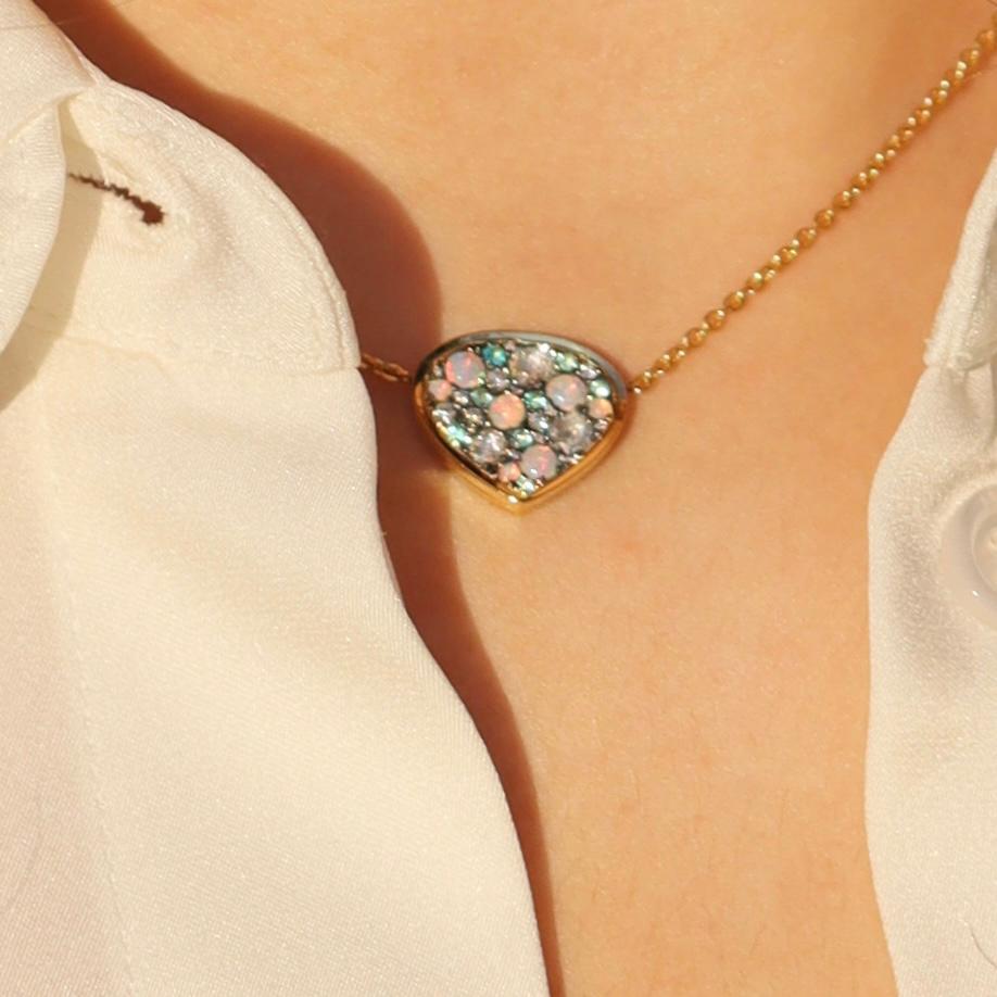 Collar Colgante Oro Amarillo Ópalo Paraiba Blanco Brillante y Diamantes talla Rosa en venta 13