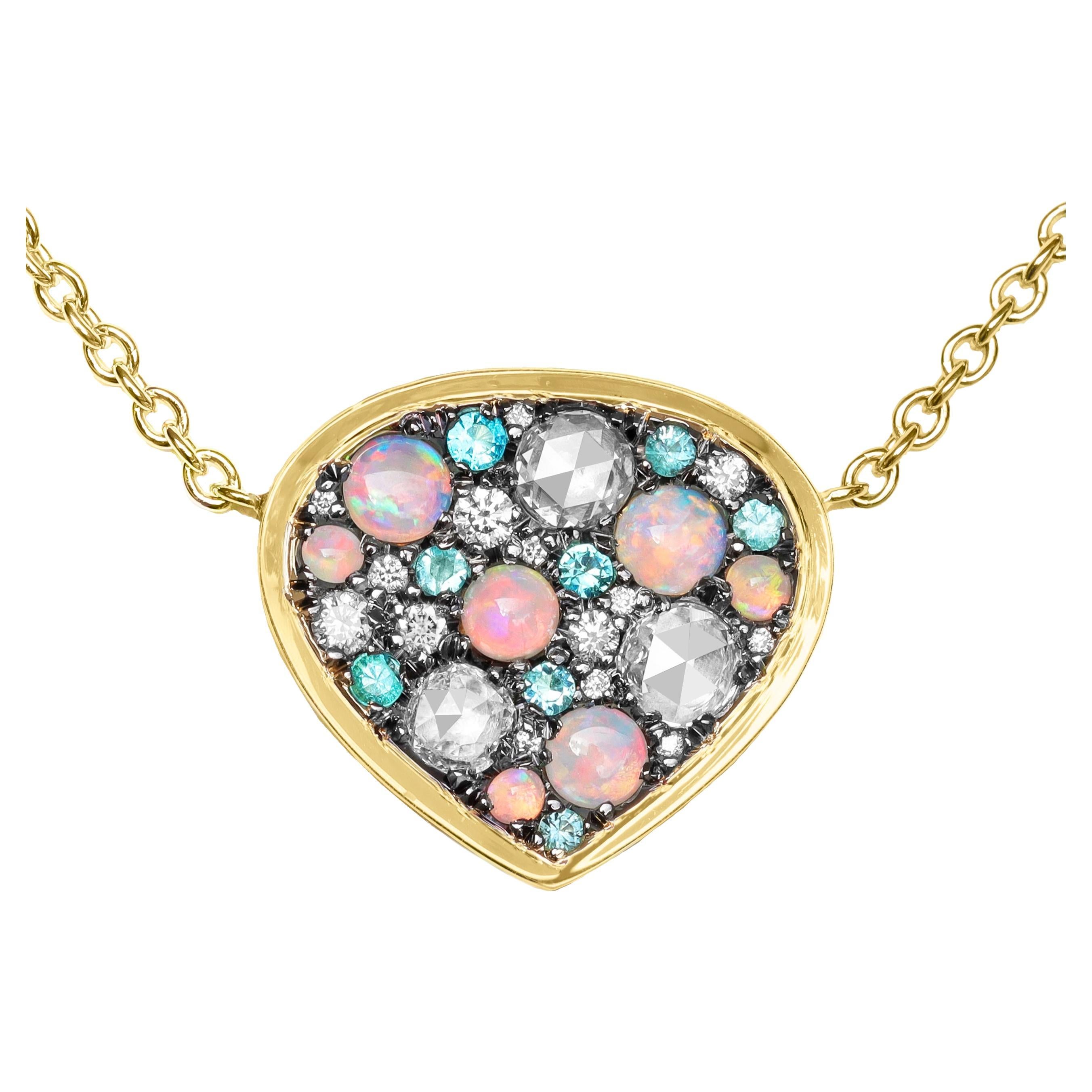 Collar Colgante Oro Amarillo Ópalo Paraiba Blanco Brillante y Diamantes talla Rosa en venta