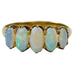 Anello Opale in oro giallo