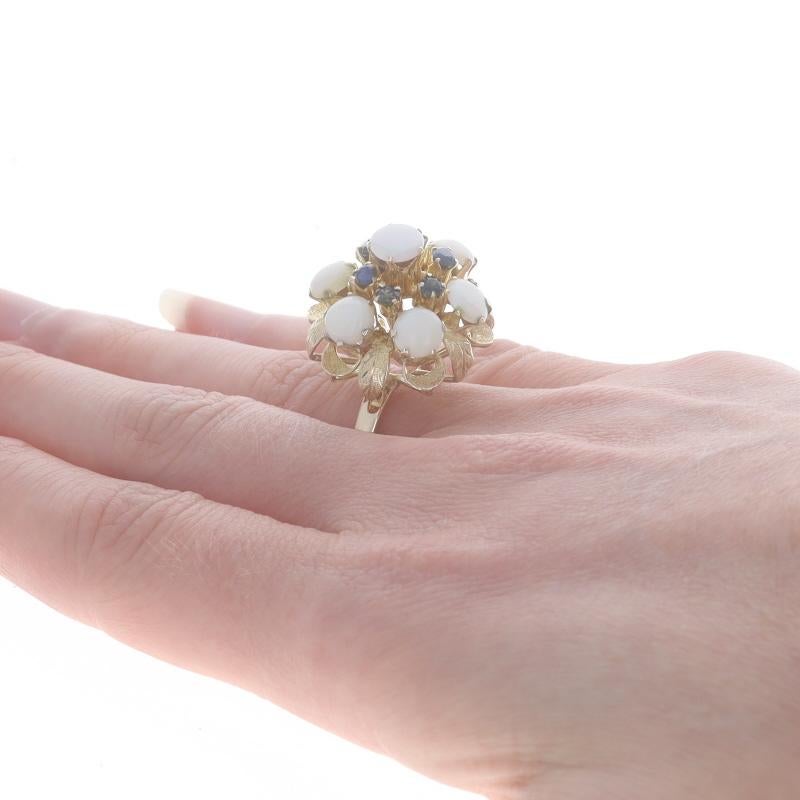 Gelbgold Opal Saphir Cluster Cocktail-Ring 8k Runder Cabochon 3,01 ctw Blume Damen