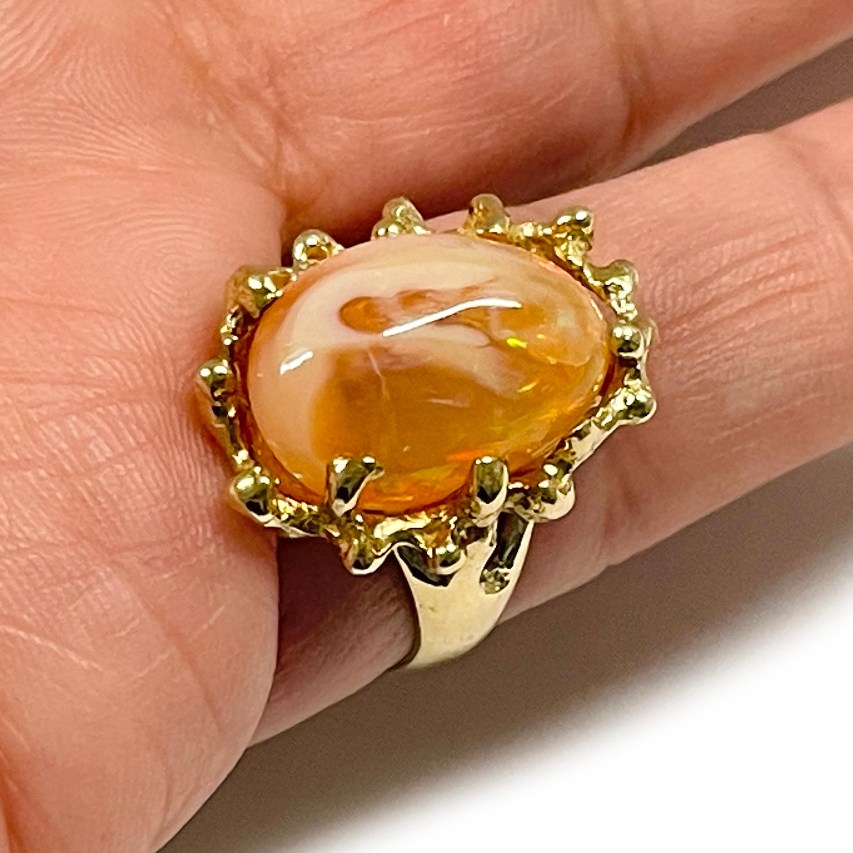Yellow Gold Orange Mexican Opal Ring In Good Condition For Sale In Palm Desert, CA