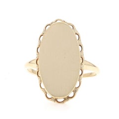 Yellow Gold Oval Engravable Signet Ring 10k Scalloped Frame