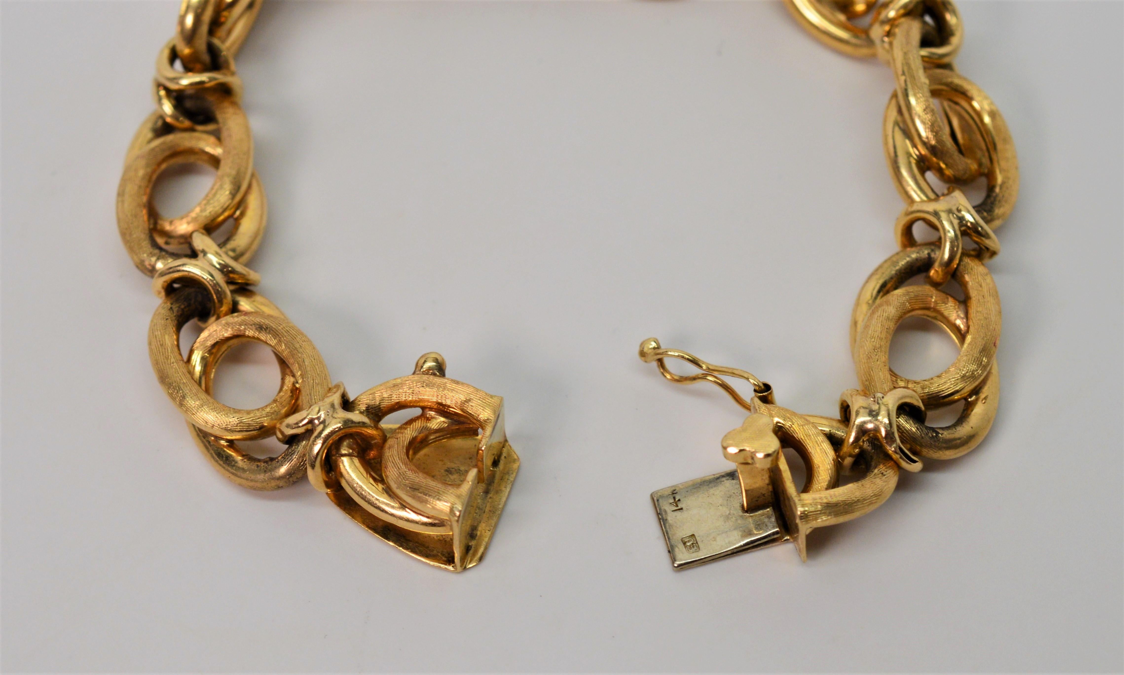 Yellow Gold Oval Link Chain Bracelet 3