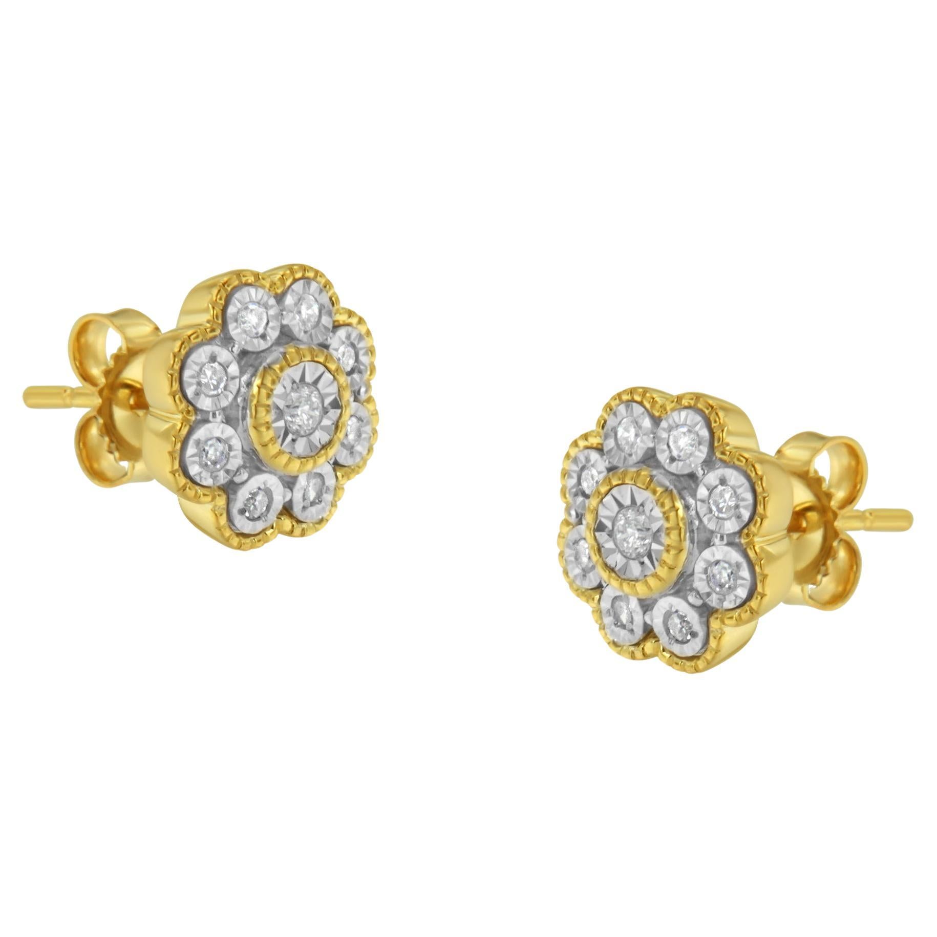 Clous d'oreilles à fleurs en or jaune sur argent serti de diamants de 1/6 carat montés en métal Miracle