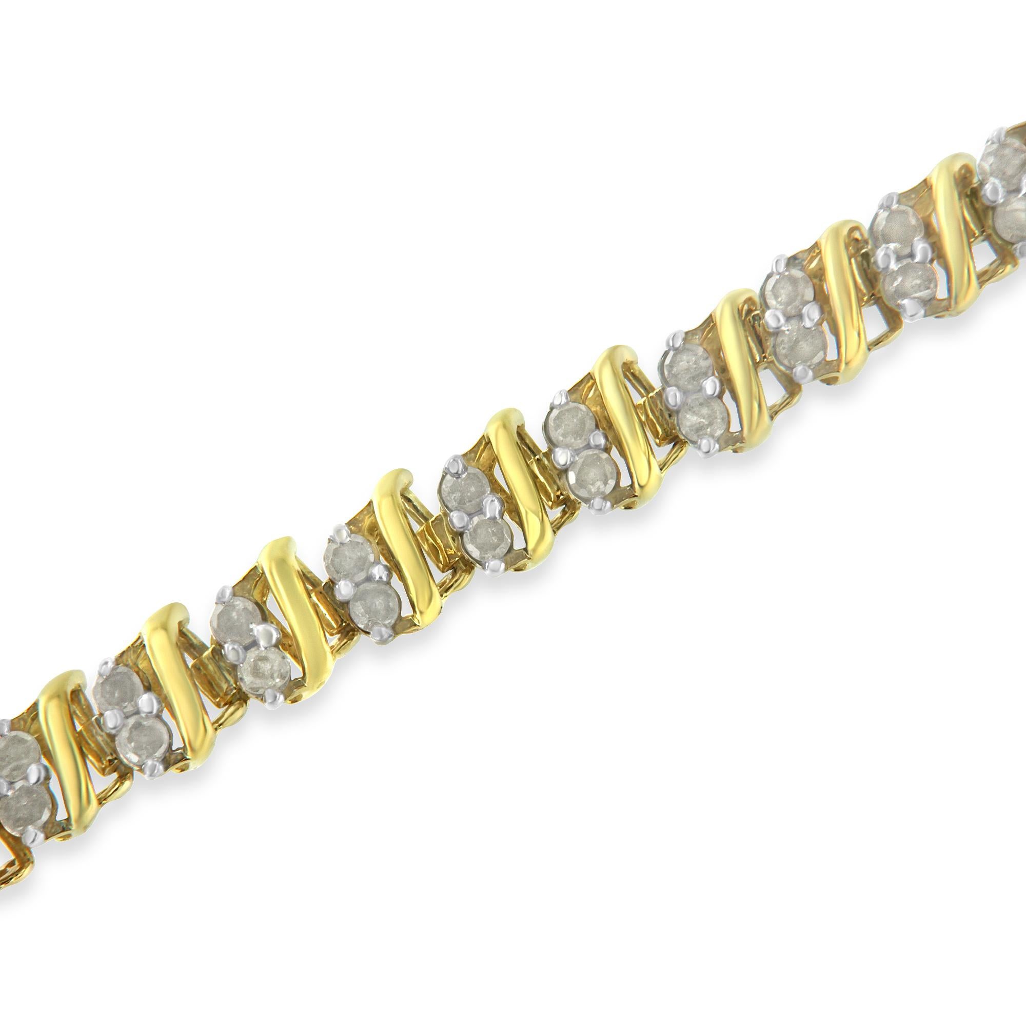 Gelbgold über Sterlingsilber 2,0 Karat Diamant Herz Charm Gliederarmband (Rundschliff) im Angebot