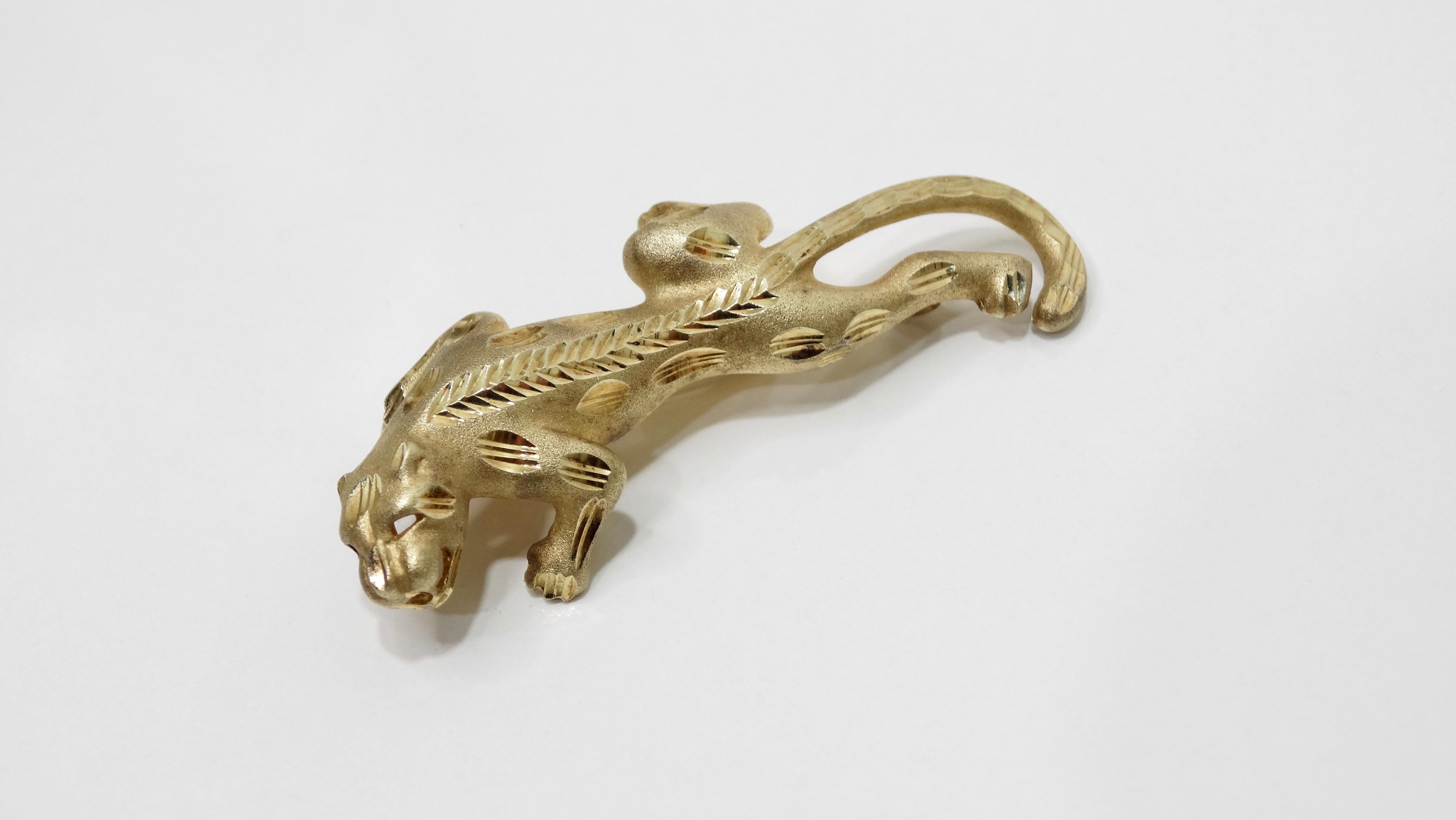 Yellow Gold Panther Brooch  For Sale 2