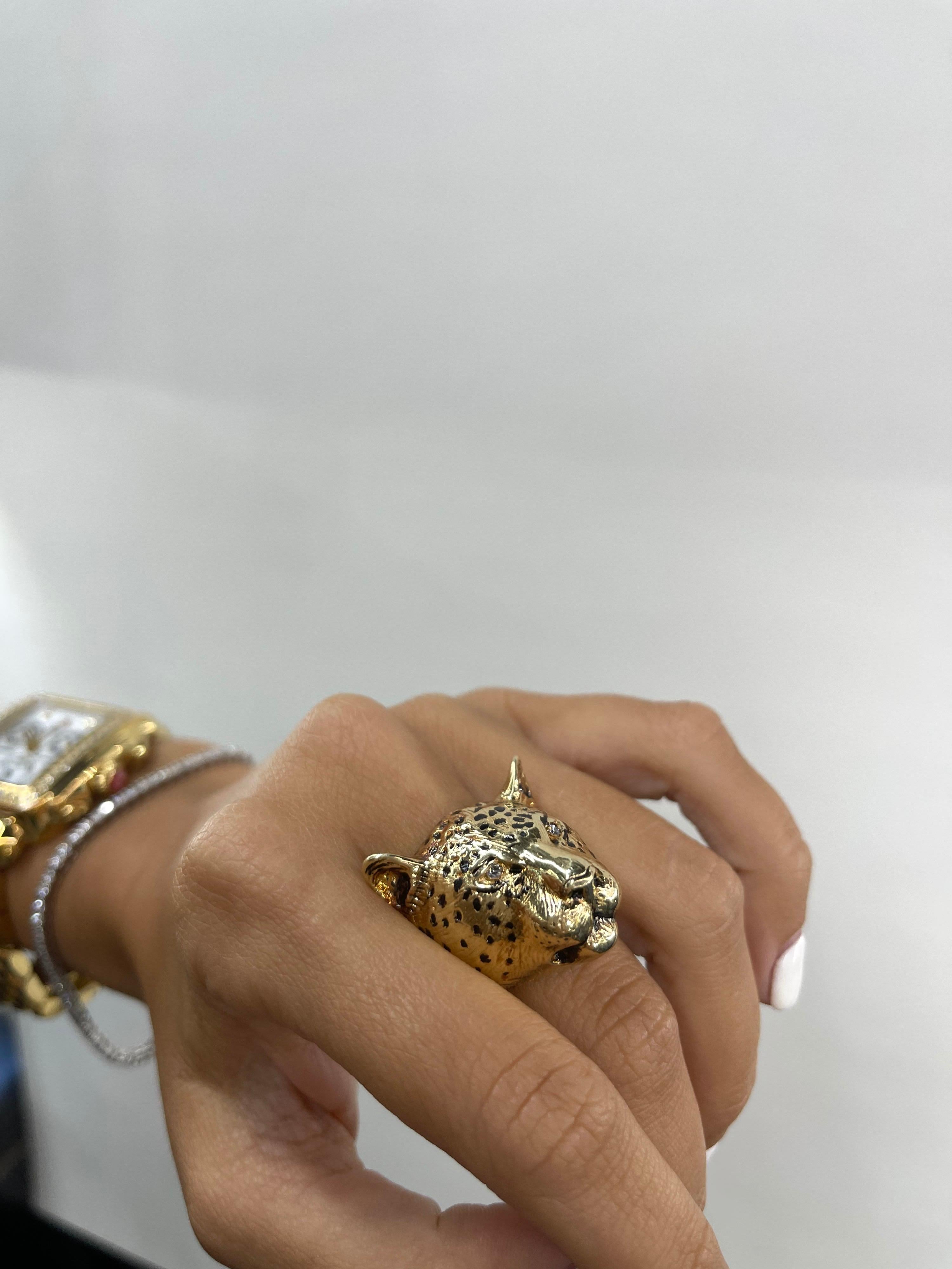 Yellow Gold Panther Cat Ring In Good Condition For Sale In New York, NY