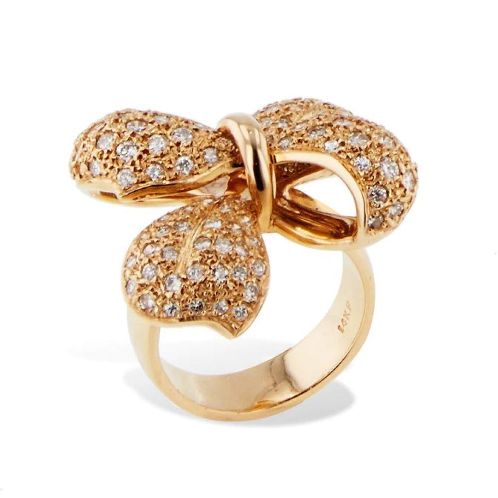 Yellow Gold Pave Diamond Bow Cocktail Ring In Excellent Condition In Miami, FL