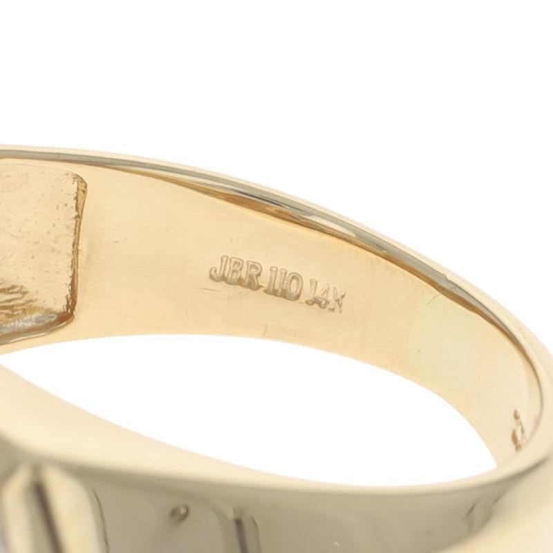 Anello da uomo in oro giallo con pave di diamanti - 14k Round .50ctw Geometric Cluster in vendita 2