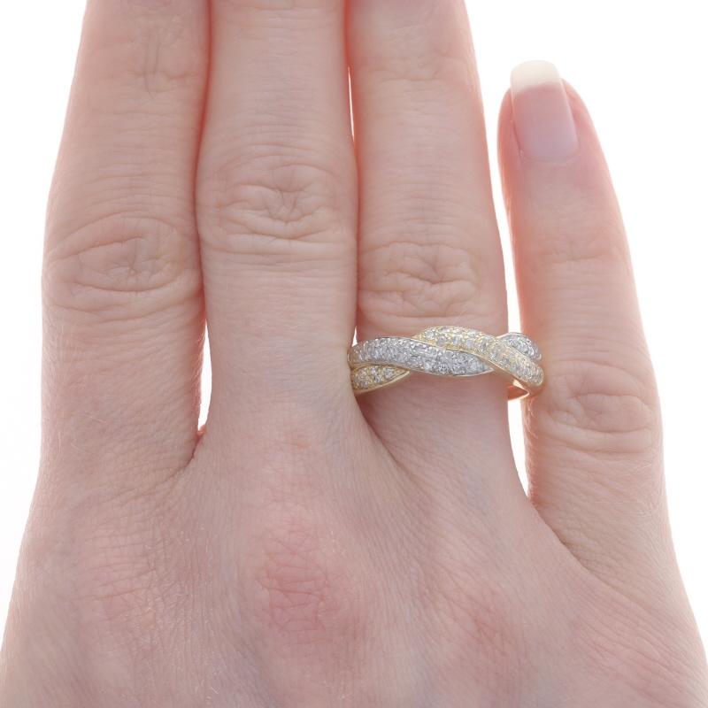 Yellow Gold Pavé Diamond Twist Band - 14k Single Cut .13ctw Ring In Excellent Condition For Sale In Greensboro, NC