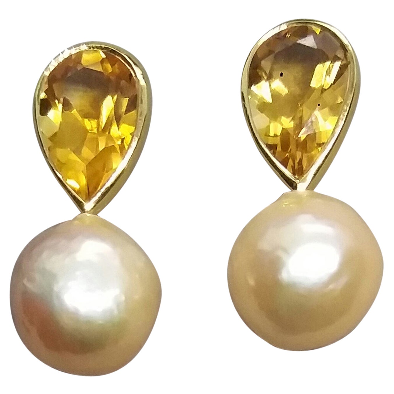 Yellow Gold Pear Shape Citrine Natural Cream Color Baroque Pearls Stud Earrings For Sale