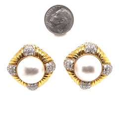 Yellow Gold Pearl Diamond Earring