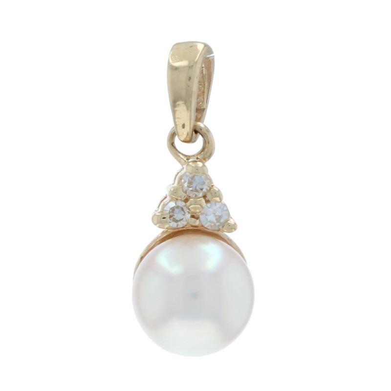 Contenuto del metallo: Oro giallo 14k

Informazioni su A. Stone

Perla coltivata

Diamanti naturali
Carati: .05ctw
Taglio: Singolo
Colore: G - H
Chiarezza: VS1 - VS2

Stile: Solitario con accenti

Misure

Altezza (dalla cauzione fissa): 15/32